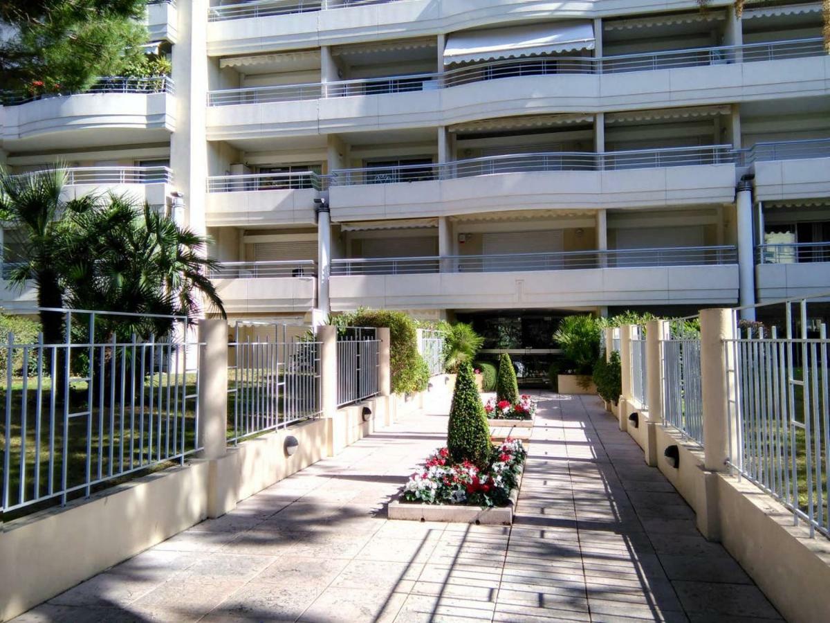 Lux Studio Garden And Swimming Pool Κάννες Εξωτερικό φωτογραφία
